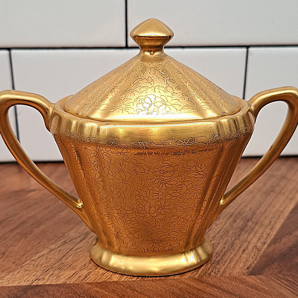 Vintage signed "Osborne" China 22K Gorgeous gold 💰😍 handpainted sugar bowl
